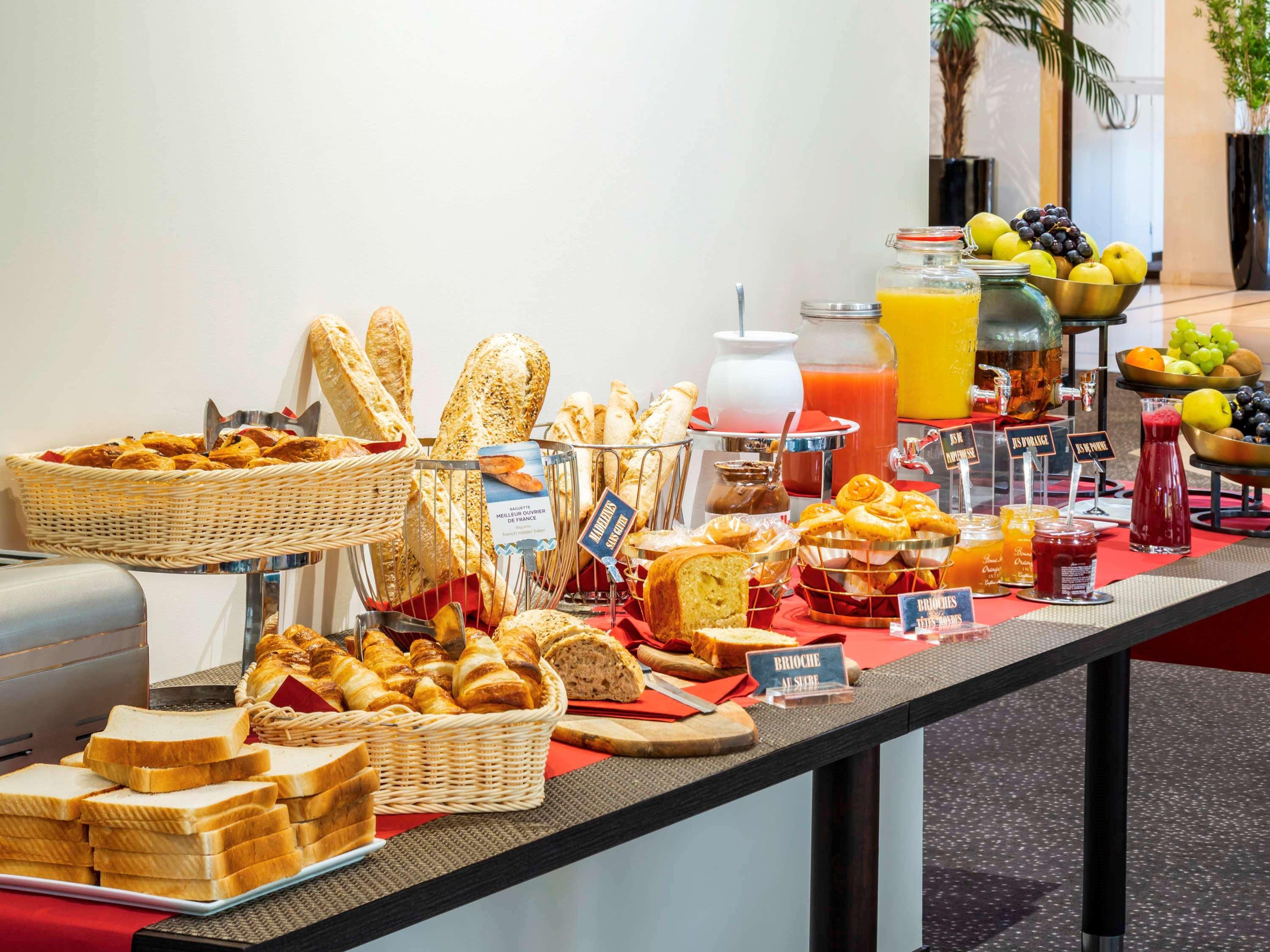 Mercure Maurepas Saint Quentin Ngoại thất bức ảnh