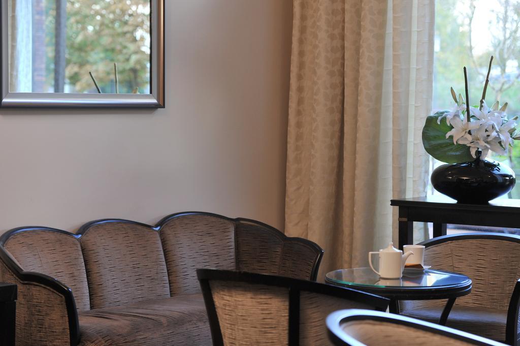 Mercure Maurepas Saint Quentin Ngoại thất bức ảnh