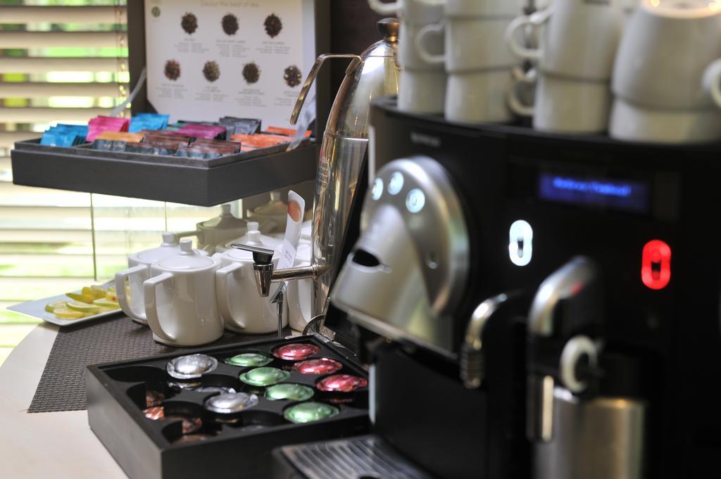 Mercure Maurepas Saint Quentin Ngoại thất bức ảnh